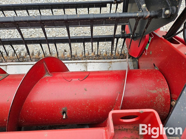 2011-case-ih-3020-image-12
