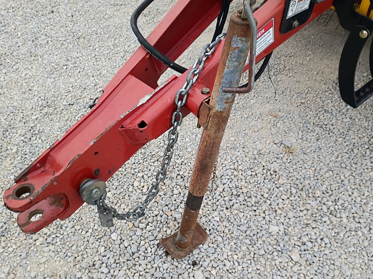 2014-new-holland-br7060-image-10