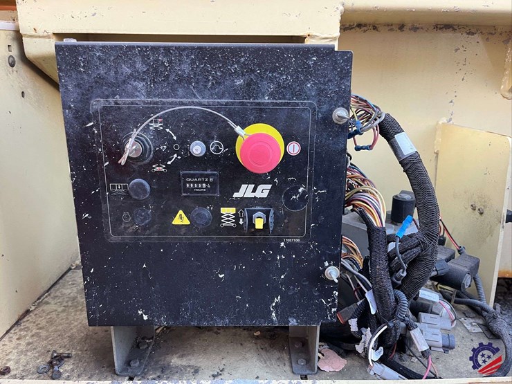 2021-jlg-4069le-image-17