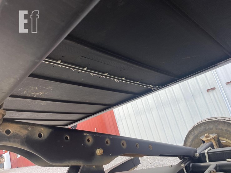 2024-case-ih-fd240-image-27