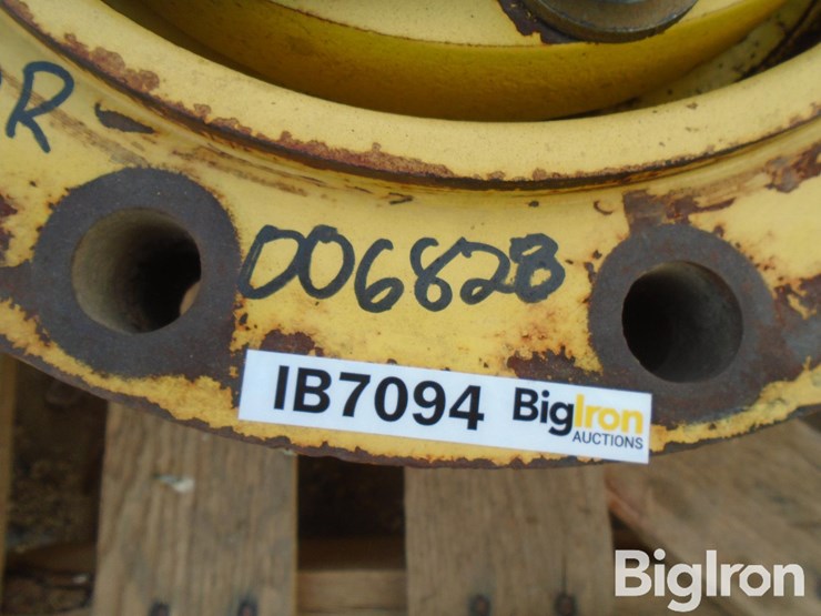 john-deere-10-image-10