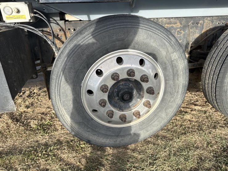 #1463-•-2007-mack-quad-axle-dump-truck-image-76