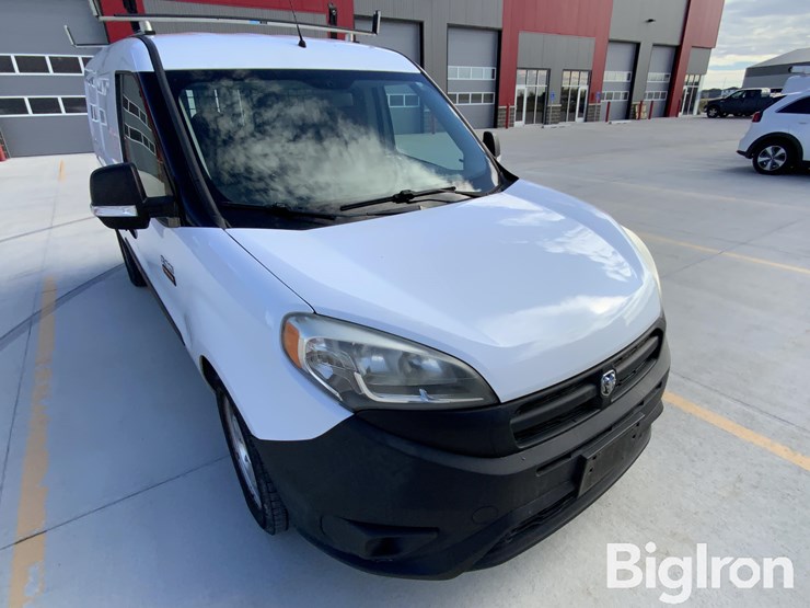 2017-ram-promaster-city-image-16