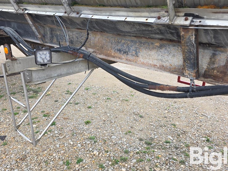 1985-walker-tanker-image-18