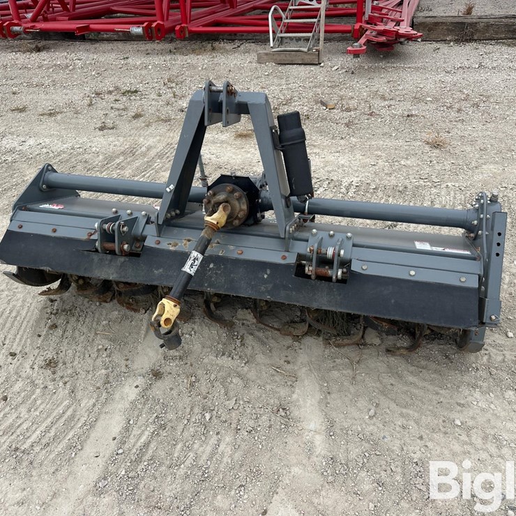 Titan UH-72 3-Pt Tiller