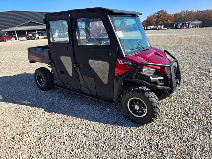 2015-polaris-ranger-crew-image-26