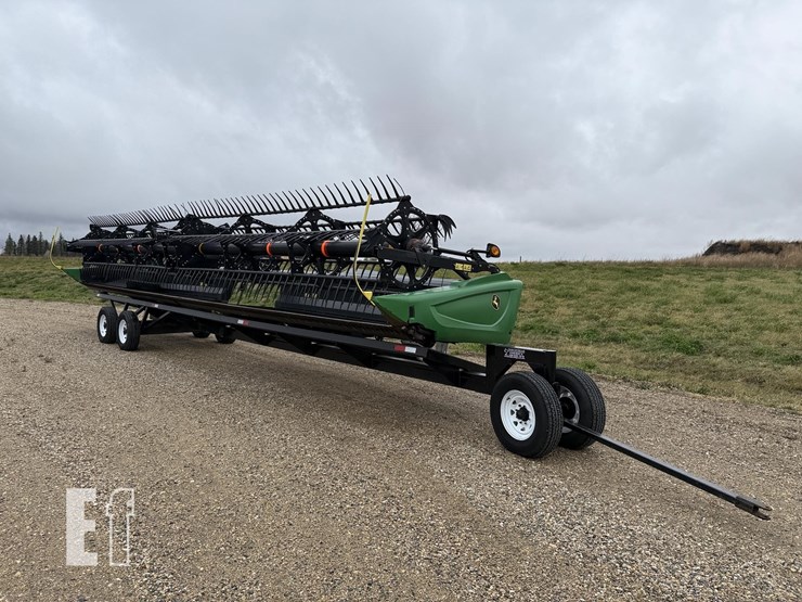 2013-john-deere-435d-image-4