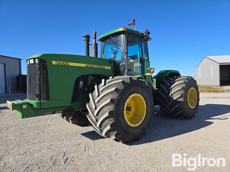 2000-john-deere-9300-image-1