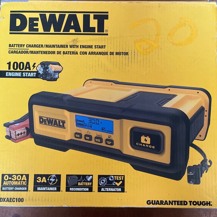 #20 • DEWALT BATTERY CHARGER AND MAINTAINER