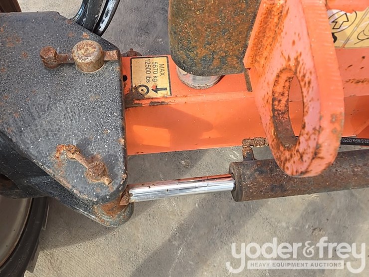 2015-jlg-600aj-image-77