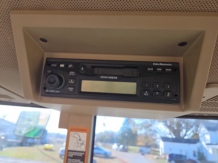 john-deere-7810-image-38