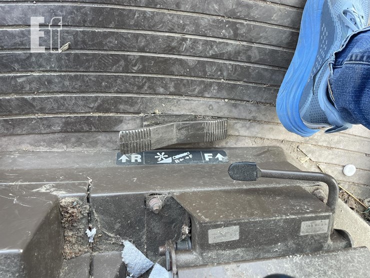 1995-john-deere-9500-image-50