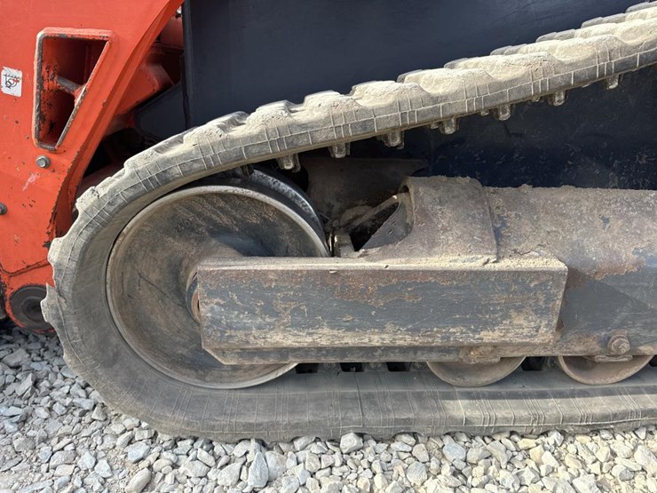 kubota-svl75-2-image-41