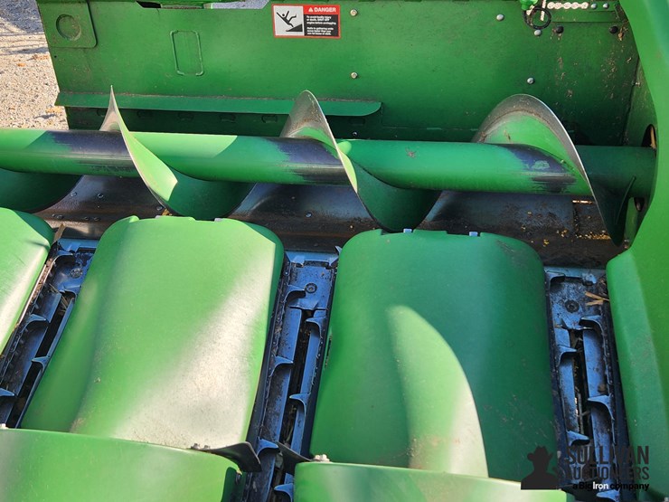 2012-john-deere-608c-image-19