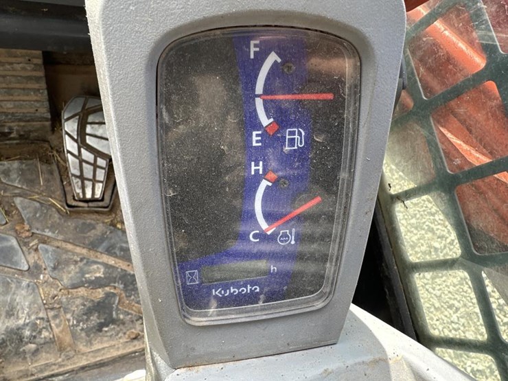 kubota-svl75-2-image-37