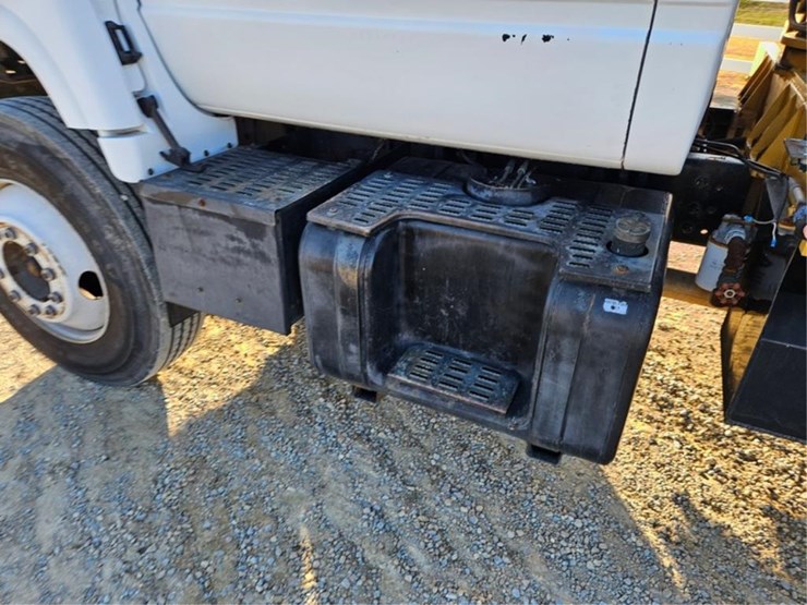 1997-imt-5200-image-39