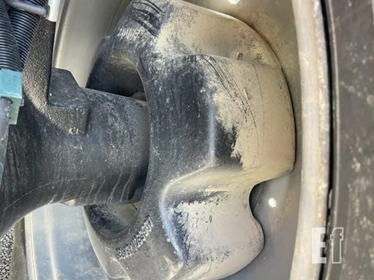 2012-case-ih-magnum-260-image-15