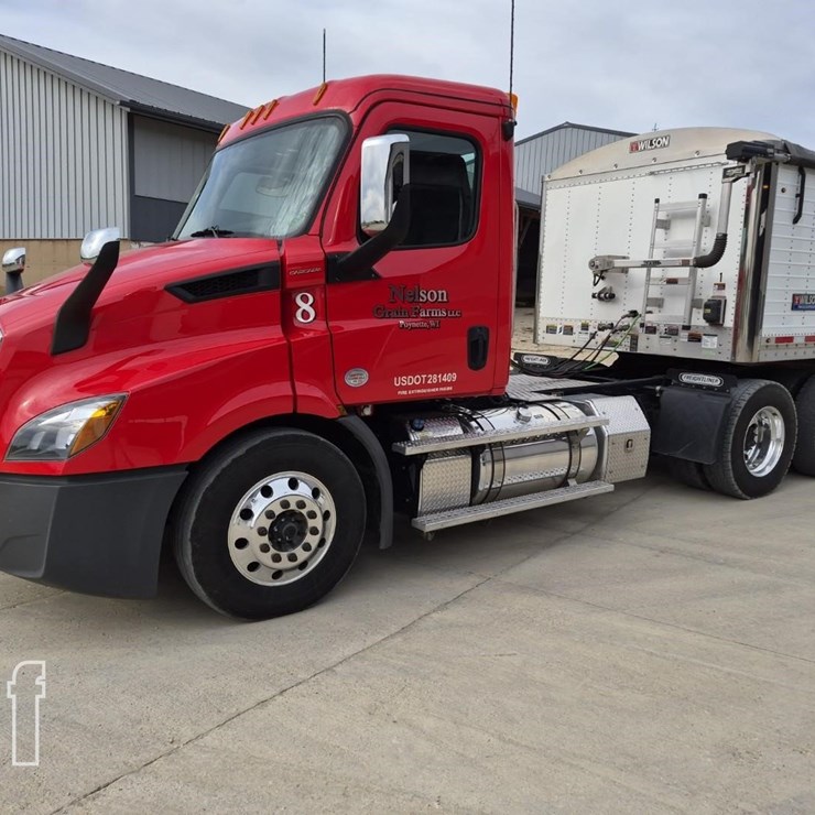 2018 FREIGHTLINER CASCADIA 116