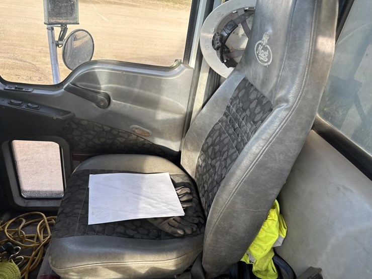 #1463-•-2007-mack-quad-axle-dump-truck-image-48