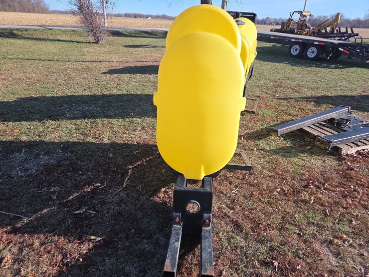 demco-saddle-tanks-w/-mounting-brackets-image-4