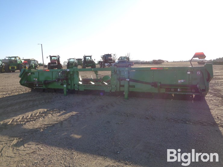 2023-john-deere-c12r-image-6