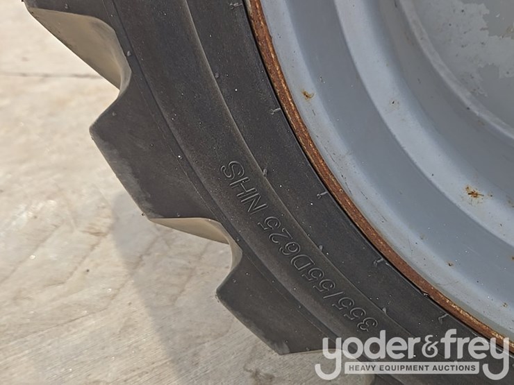 2015-jlg-600aj-image-27