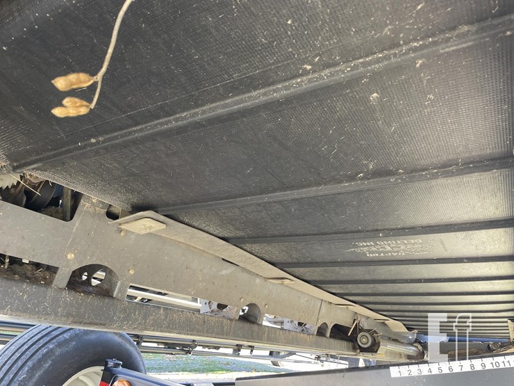 2013-gleaner-9250-image-19