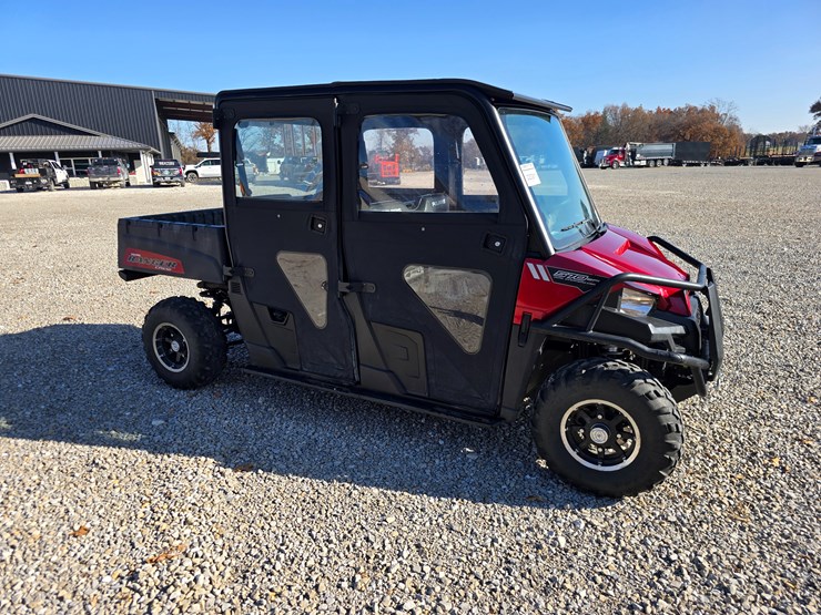 2015-polaris-ranger-crew-image-24