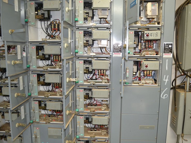 square-d-mcc-panel-w/-1-size-3-starter-w/-2-size-2-starters-w/-11-size-1-starter-w/-3-variable-drives-image-4