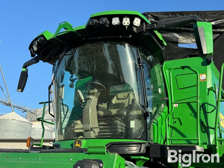 2022-john-deere-x9-1000-image-10