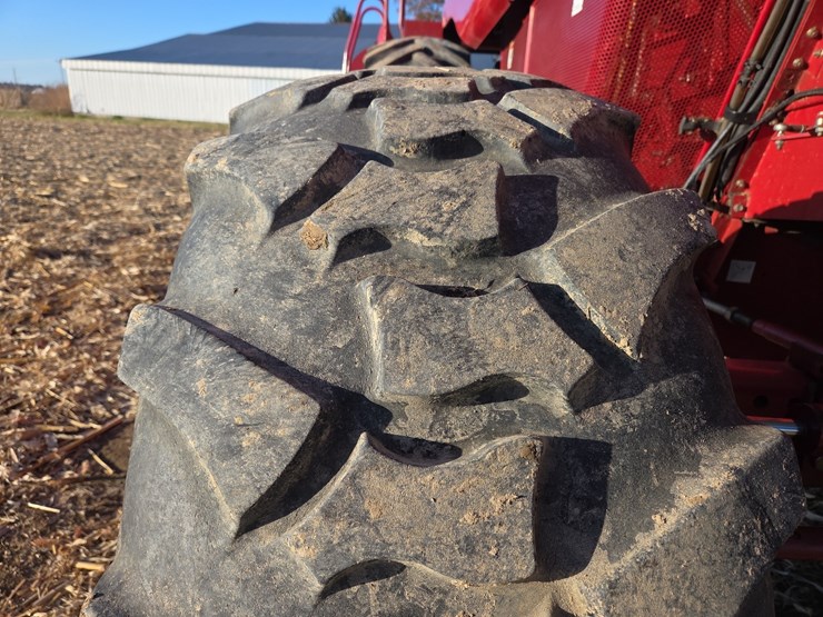 case-ih-2388-image-27