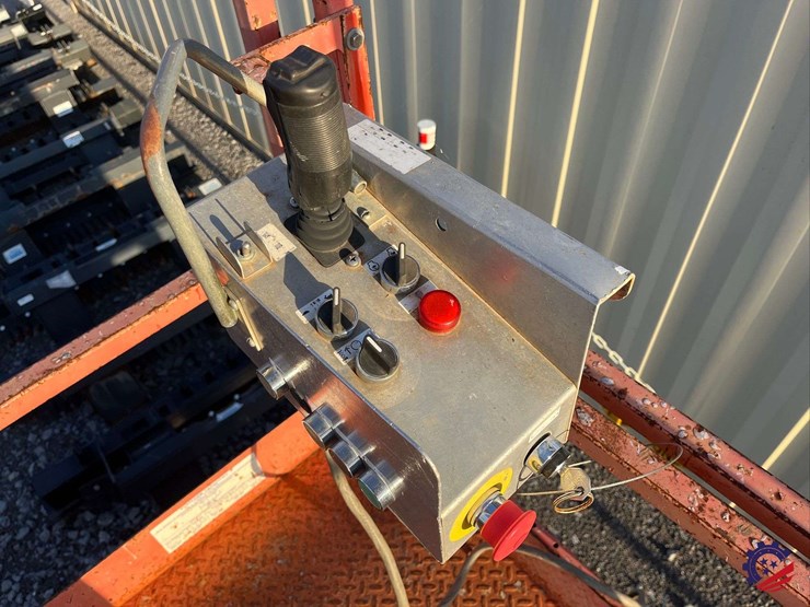 1999-skyjack-sj8841-/-41’-scissor-lift-image-36