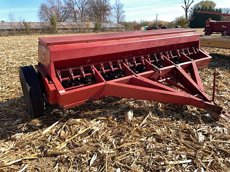 case-ih-5300-image-3