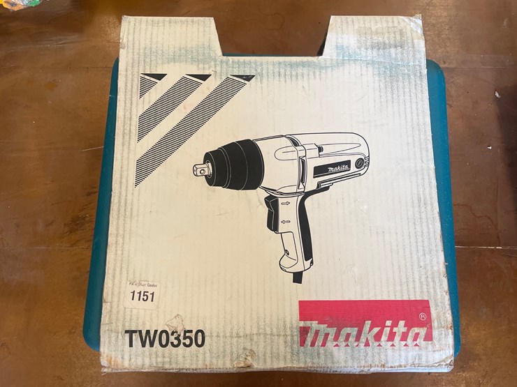#18-•-makita-two350-impact-wrench-image-2