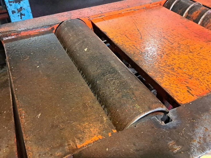 #127-•-mellott-roll-case-image-12