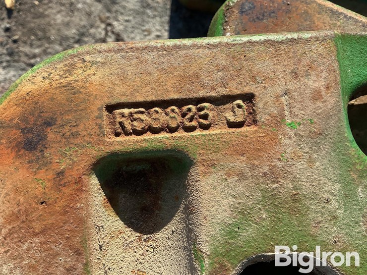 john-deere-100-image-9