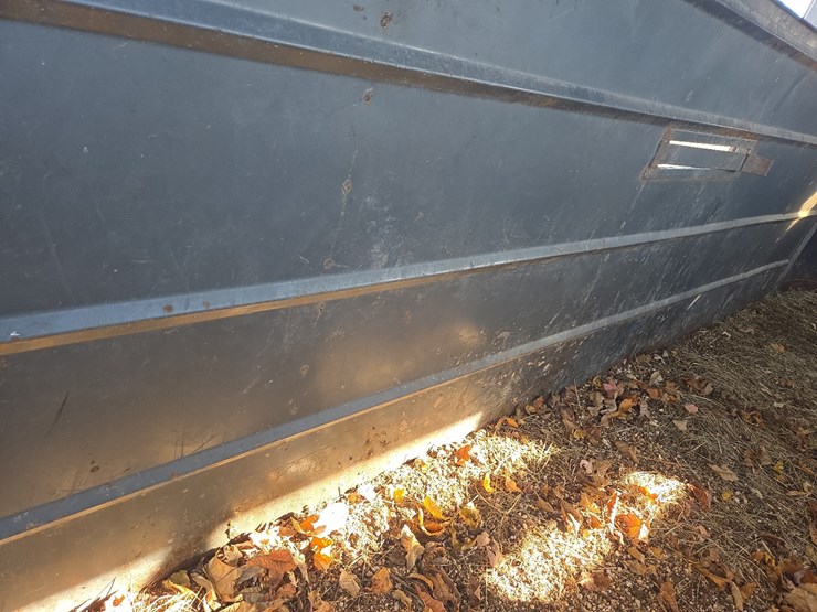 16'-ponderosa-livestock-trailer-image-14