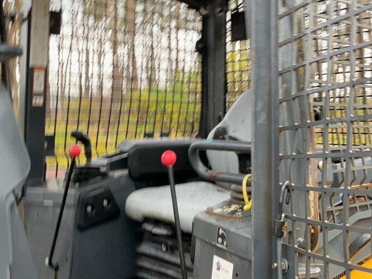 2016-deere-550k-lgp-image-9