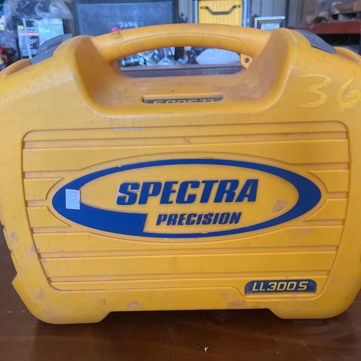 #36 • SPECTRA PERCISION LASER LL300S