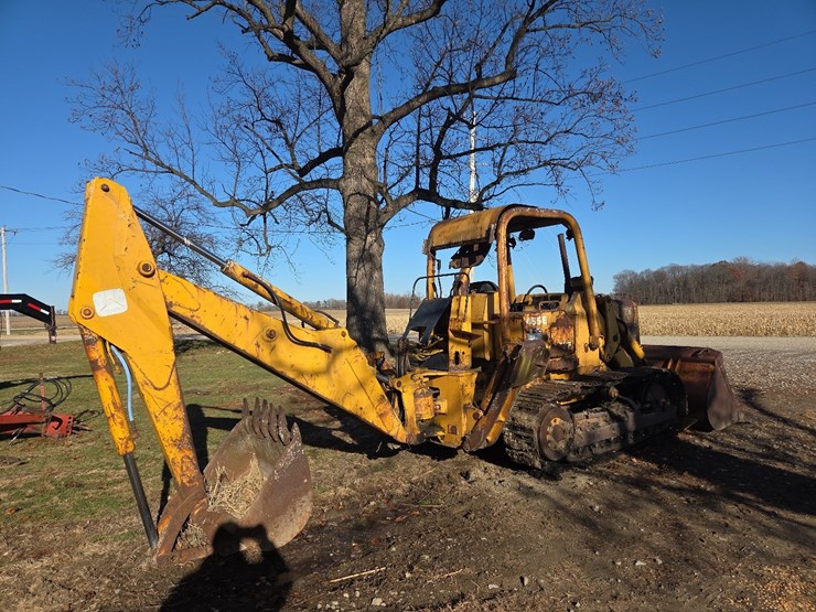 jd-455e-track-loader-w/-backhoe-image-23