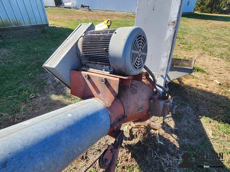 mayrath-32'-auger-image-12