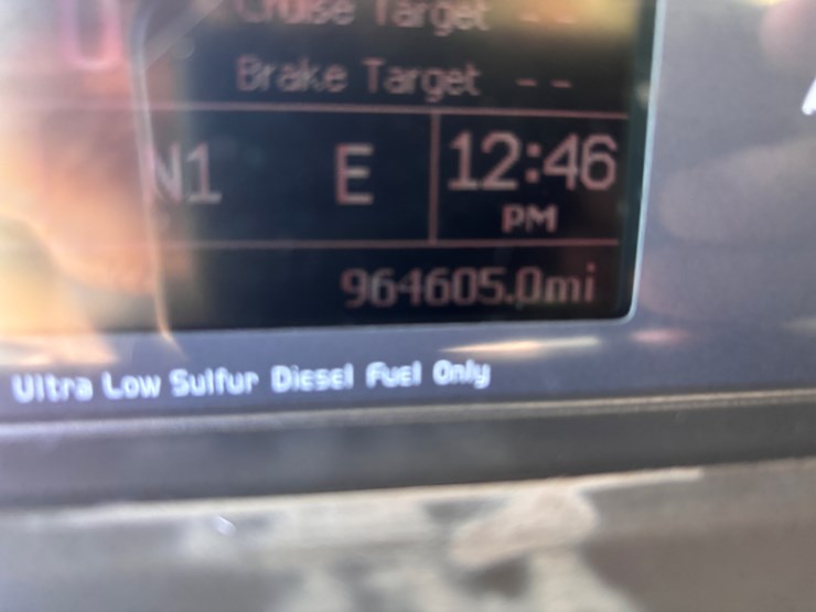 #16202-•-2015-volvo-image-20