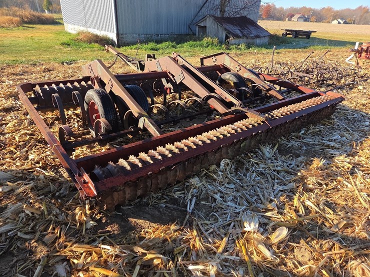 13'6"-brillion-cultimulcher-image-16