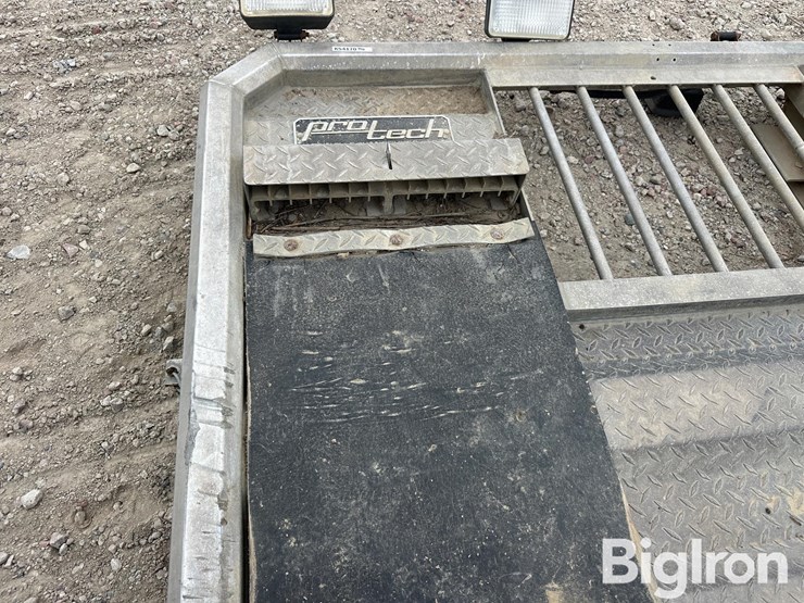 pro-tech-aluminum-headache/storage-rack-image-12