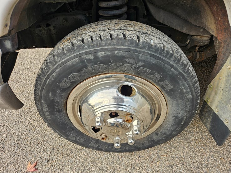 #22778-•-2003-ford-econoline-van-ambulance-image-61