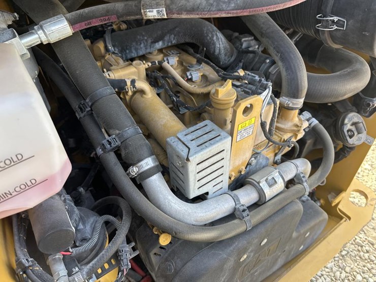 caterpillar-236d3-image-29