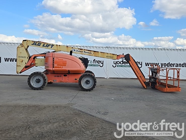 2015-jlg-600aj-image-2