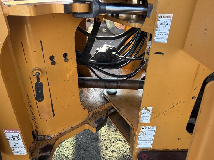 case-621f-xr-image-10