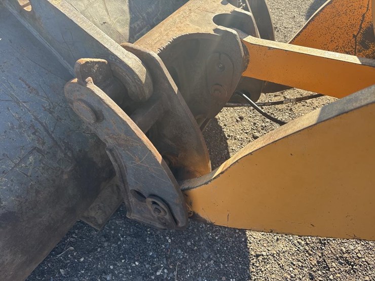 case-621f-xr-image-16