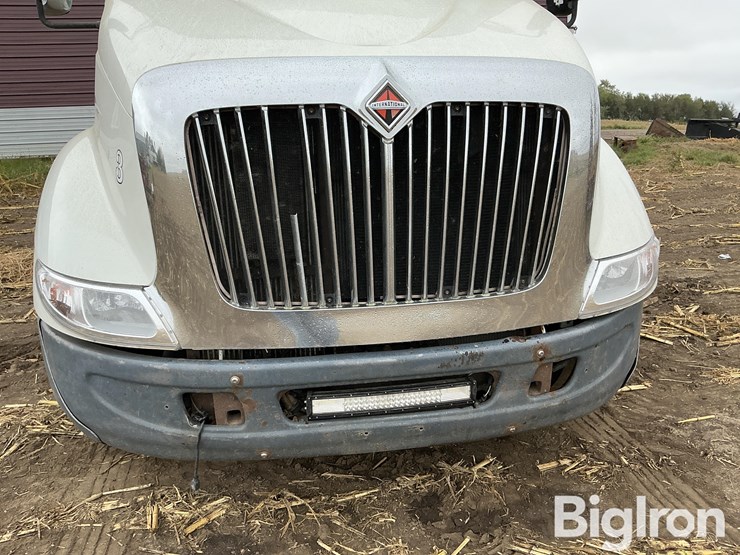 2005-international-8600-image-14